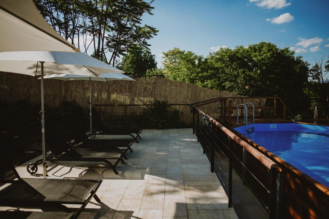 Buzas Pince Vendeghaz Hotel Ecsed Exterior photo